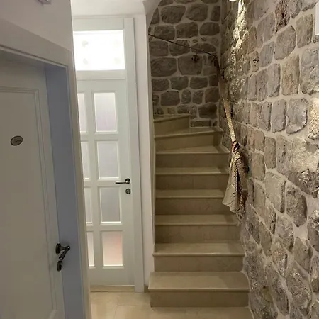 Throne Ii. Дубровник