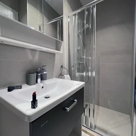 Throne Ii. Дубровник